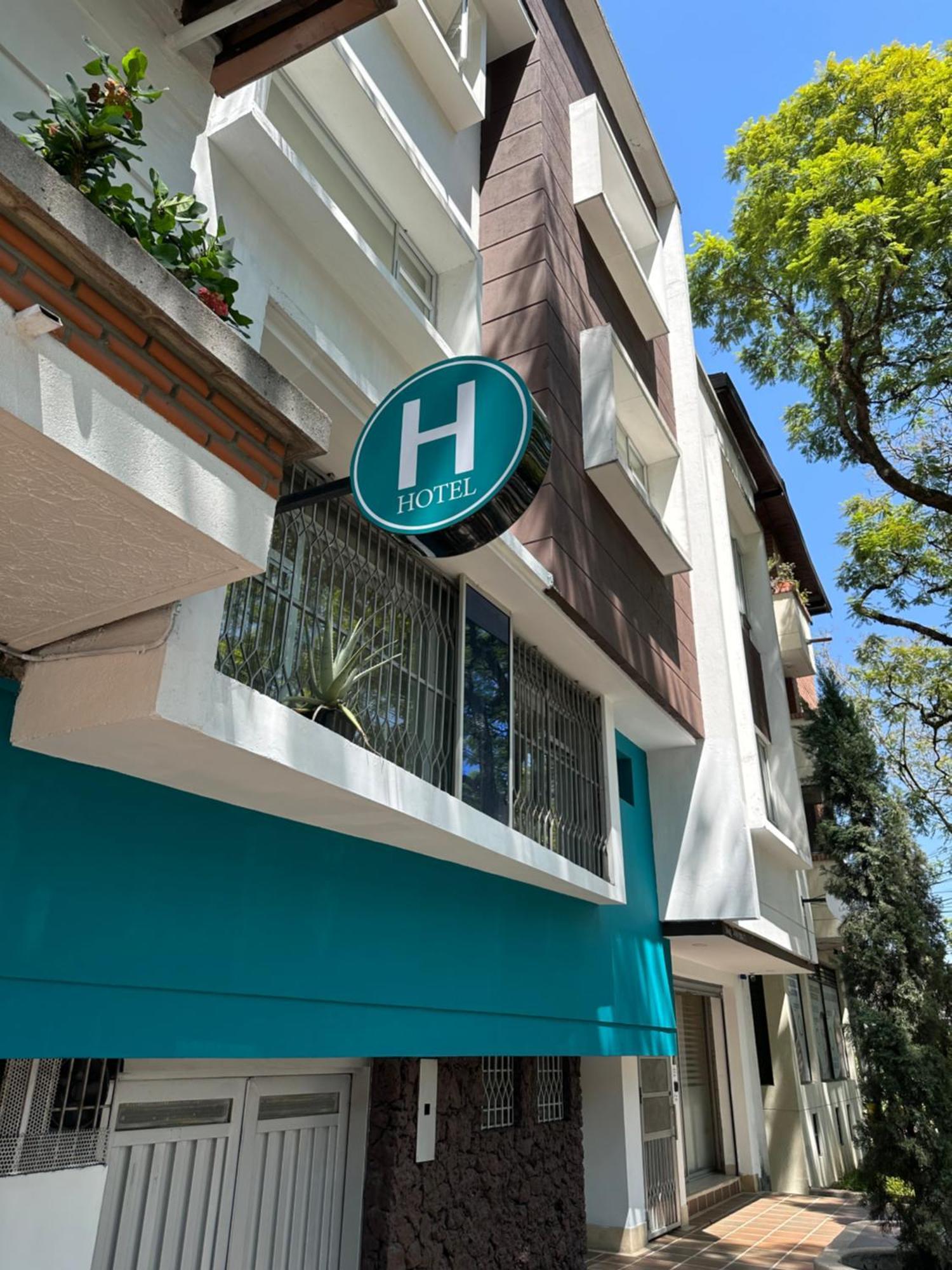 Laureles Guest House Medellin Exterior photo