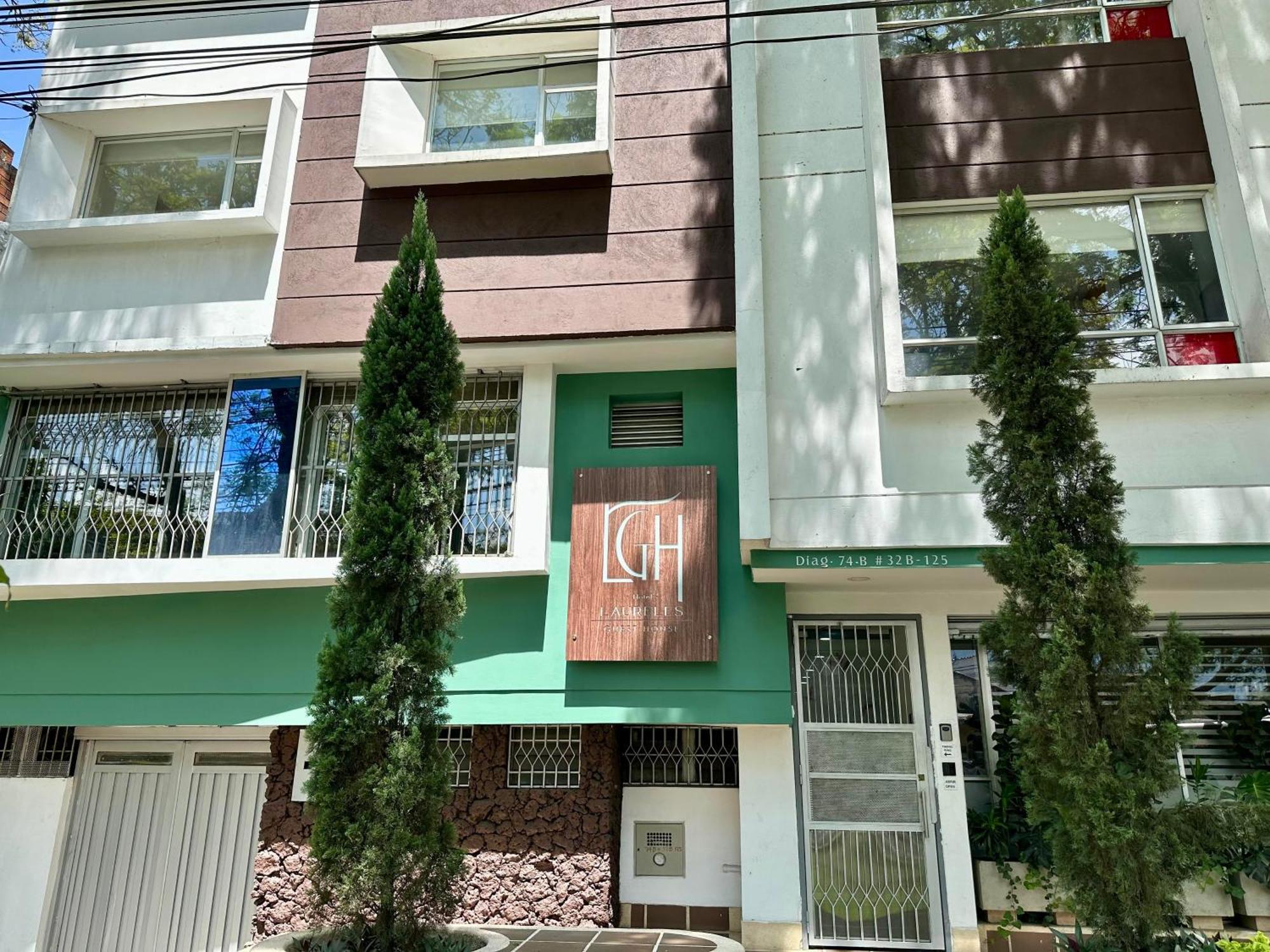 Laureles Guest House Lgh Hotel Medellin Exterior photo